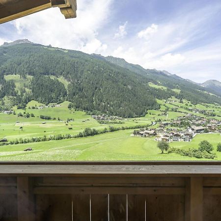 Ideal Apartment In Stubaital With Balcony Neustift im Stubaital Eksteriør bilde