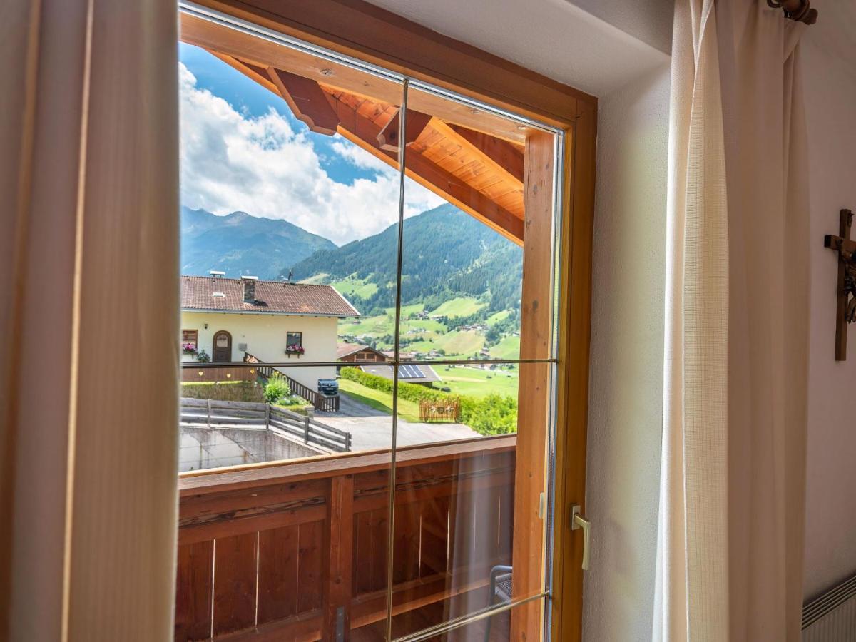 Ideal Apartment In Stubaital With Balcony Neustift im Stubaital Eksteriør bilde
